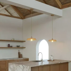 lampara-colgante-con-pantalla-de-rafia-moorea