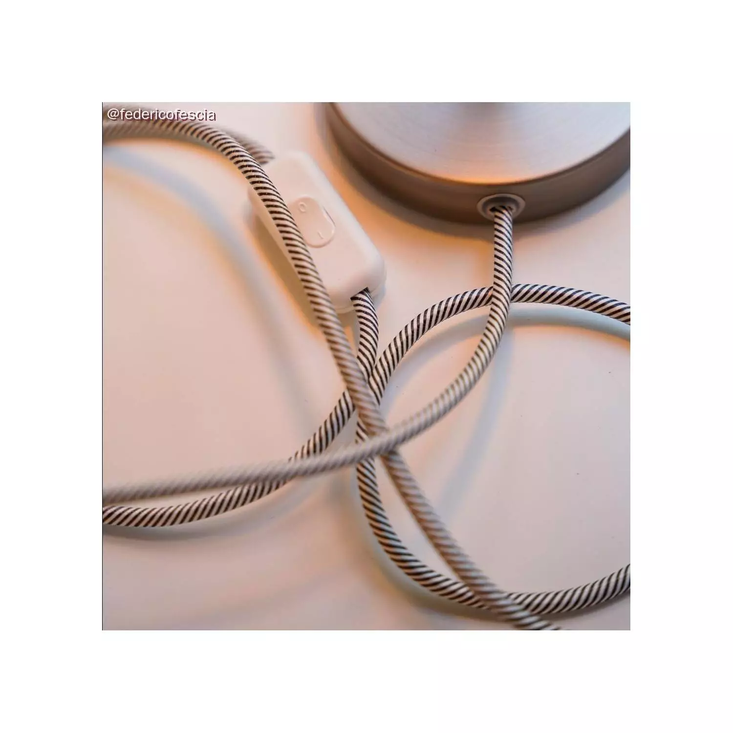 interruptor-de-paso-bipolar (16)