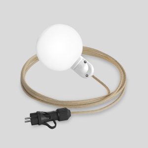 lampara-de-enchufe-para-exterior-eiva-ip65-con-pantalla-irrompible-unbreak-a-bal