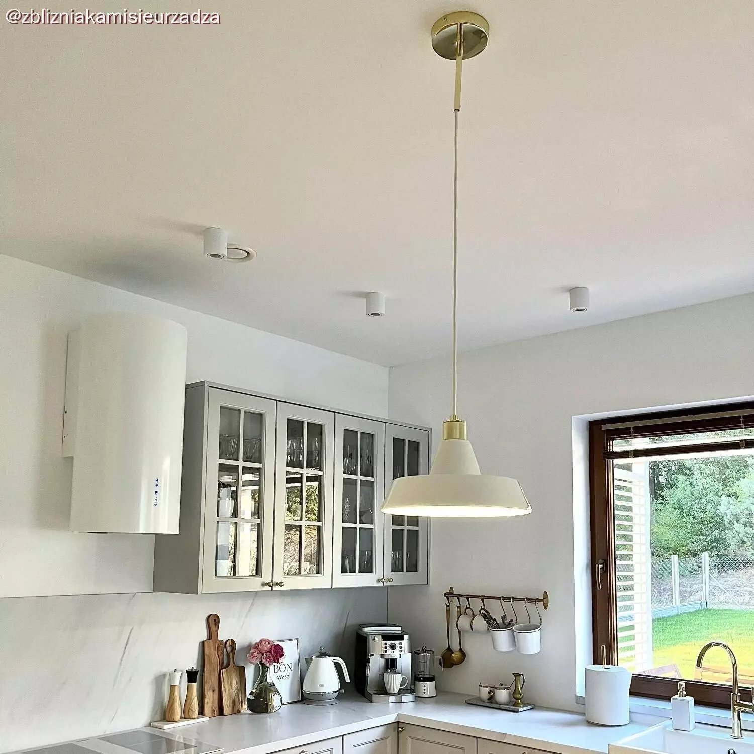 paralume-industriale-in-ceramica-per-sospensione-made-in-italy (7)