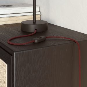 cable-electrico-textil-plano-en-color-burdeos-brillante-pm19 (2)