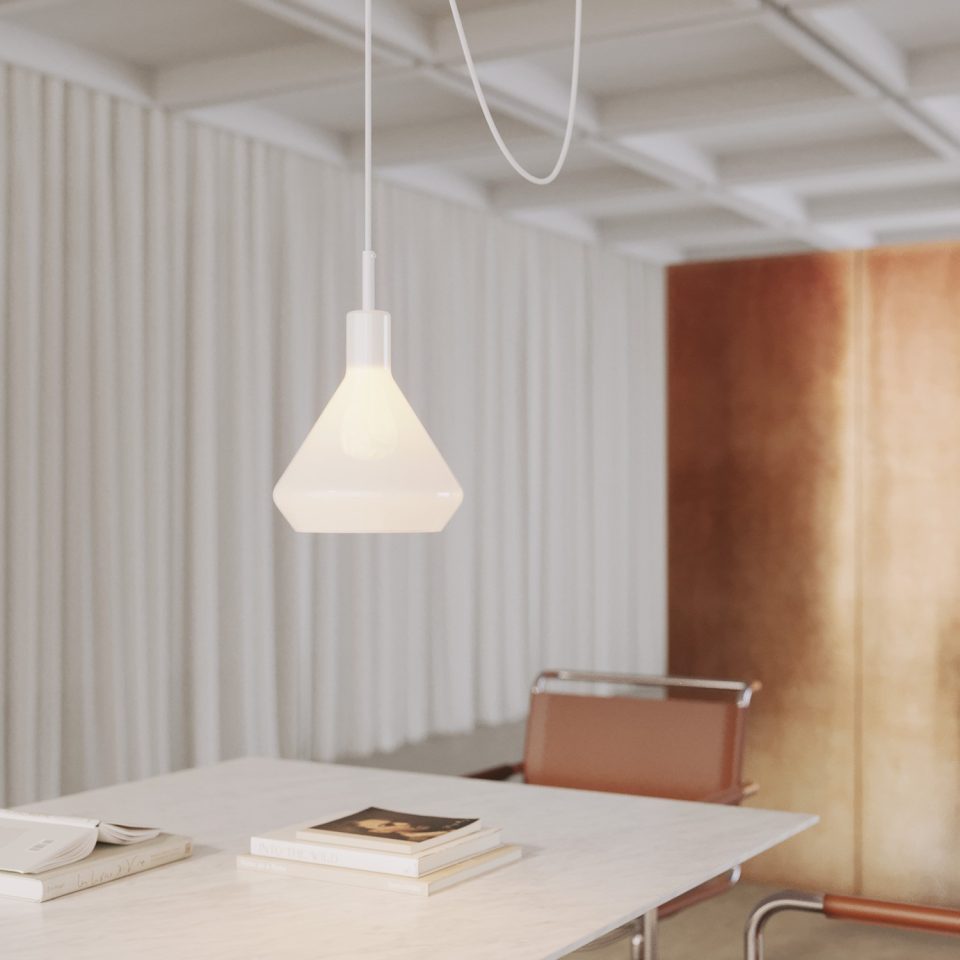 Lámpara Colgante Descentralizada Vidrio Opalino