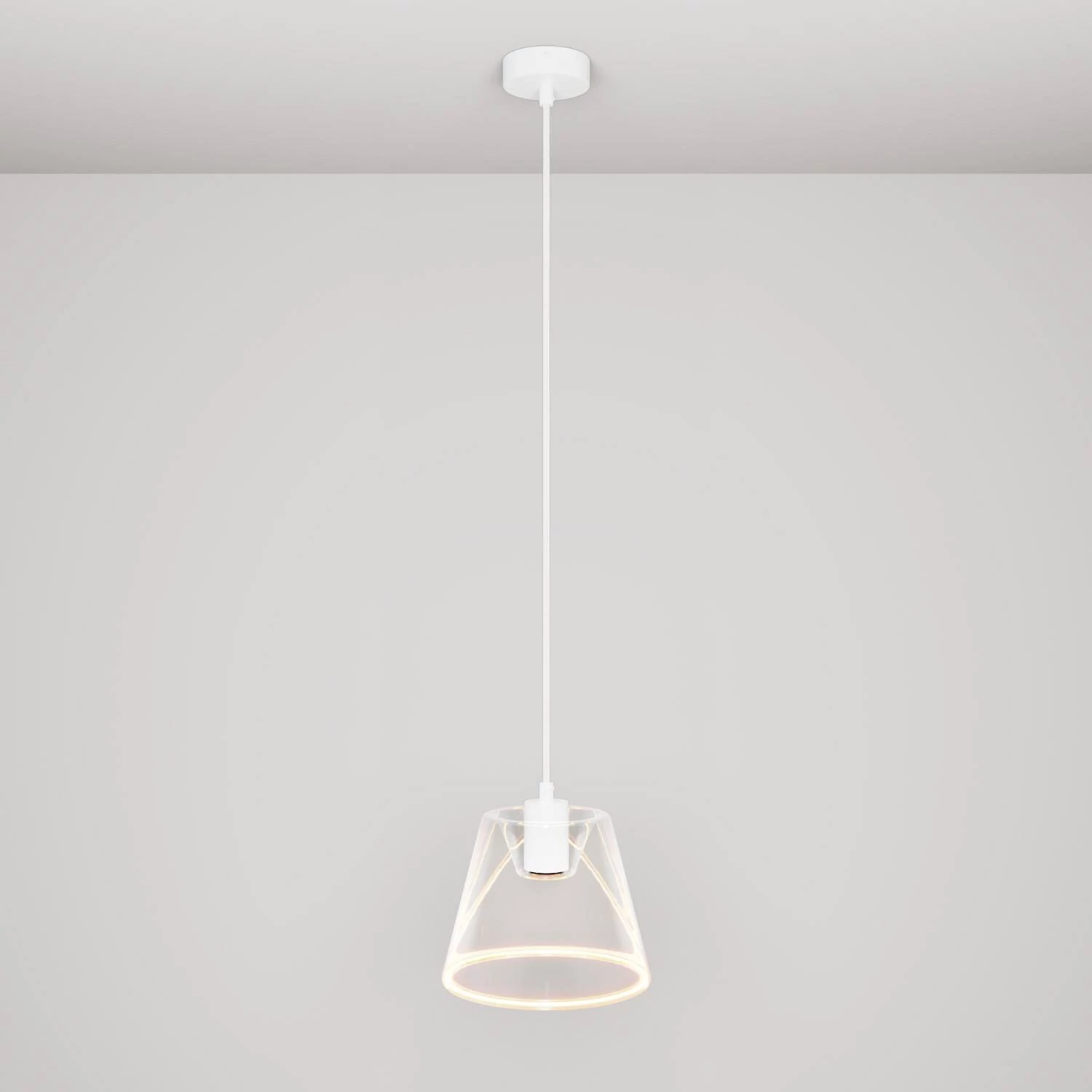 lampara-de-suspension-con-bombilla-conica-transparente-ghost